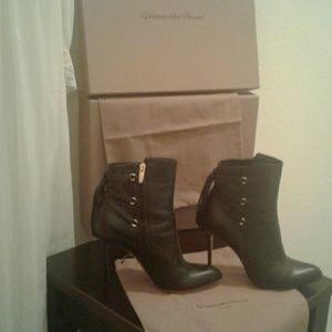 Gianvito Rossi black ankle boot